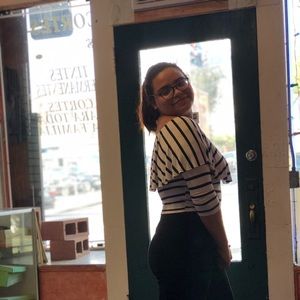 Meet your Posher, Sandy